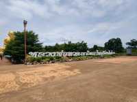 กราบสักการะ หลวงพ่อทวดเขาใหญ่ ที่พุทธอุทยาน