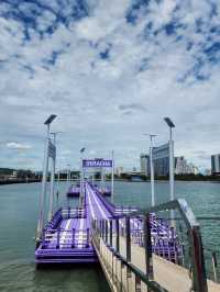 สะพานลอยน้ำสีม่วง  Land markใหม่เกาะลอย ศรีราชา