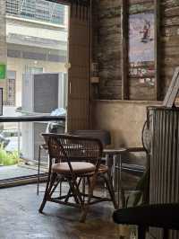 Hood Hatyai, Vintage Vibes in a Hidden Lane