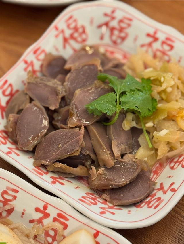  【🍴九龍灣淘大「阿城鵝肉」】糖燻鵝腿爆汁+隱藏食法 💯