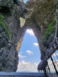 999 Steps to Awe: Journey to Tianmen Cave