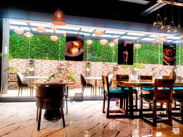 Want to get a quite brunch?