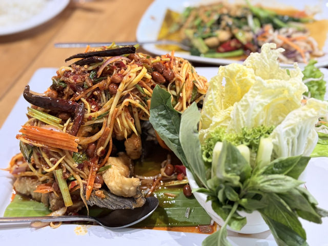 ชีวาฬ คาเฟ่ มหาสารคาม 🦋📍