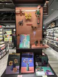 【東京・麻布台ヒルズ】京都の「大垣書店」初の東京店