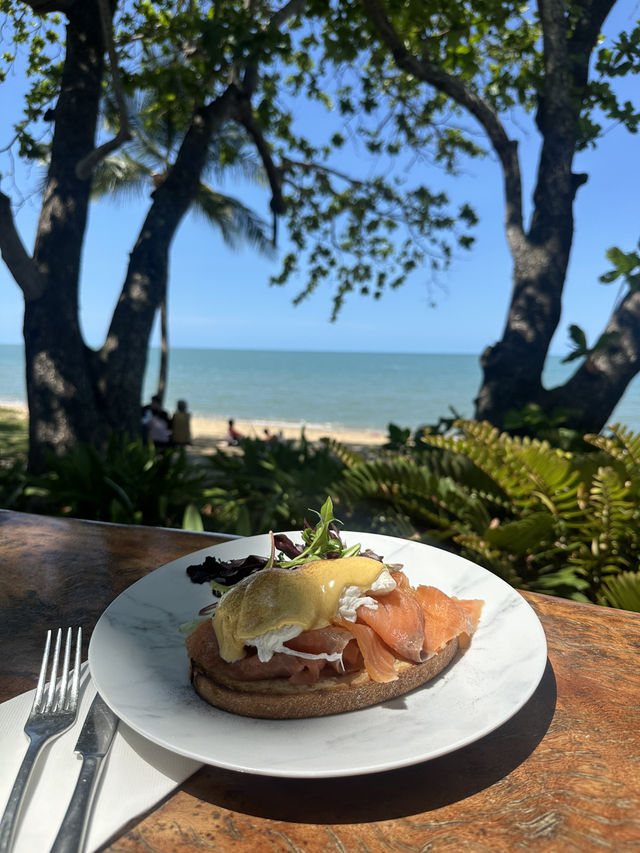 ケアンズ🇦🇺 景色が最高の海沿いカフェ🥑☀️