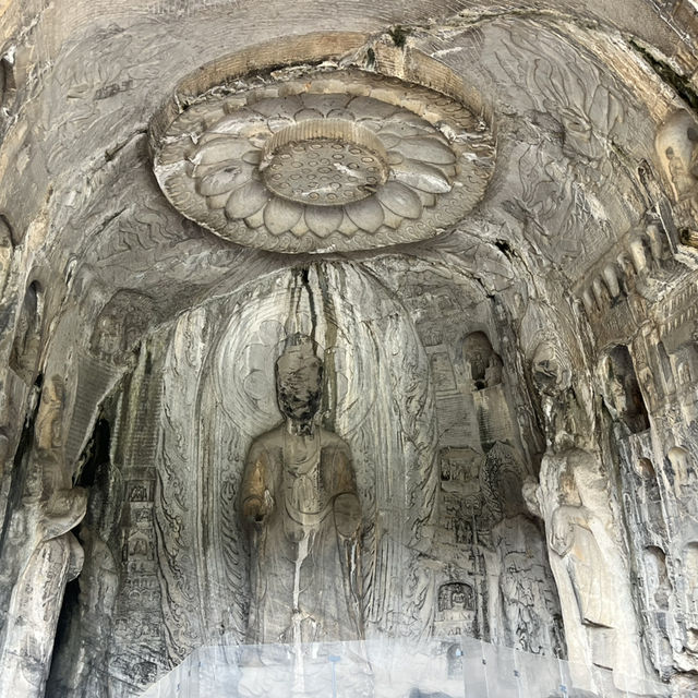 🪨 Longmen Grottoes — A Thousand Buddhas by the River