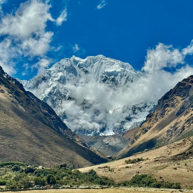 Humantay Lake – A Turquoise Jewel of the Peruvian Andes