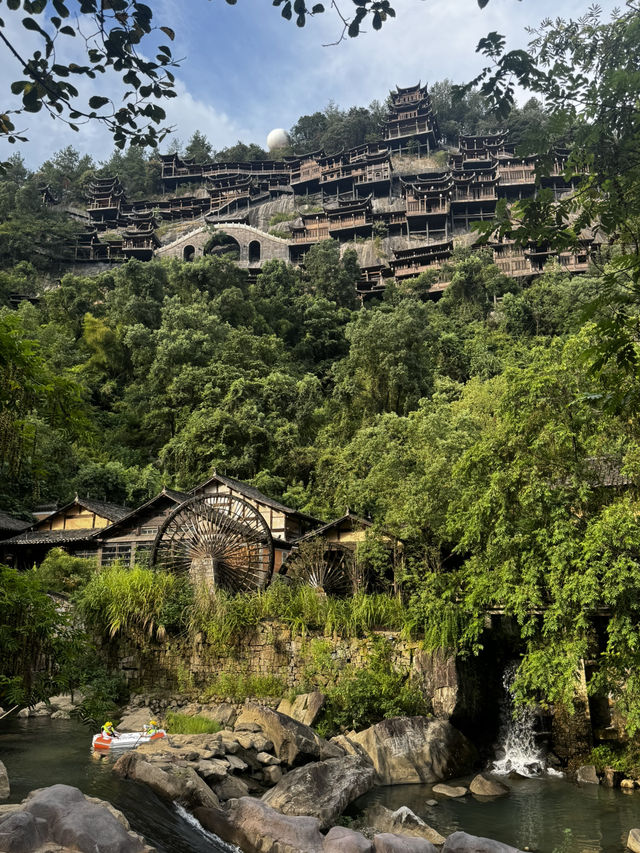Wangxiangu Valley: The Magical Village on the Valley