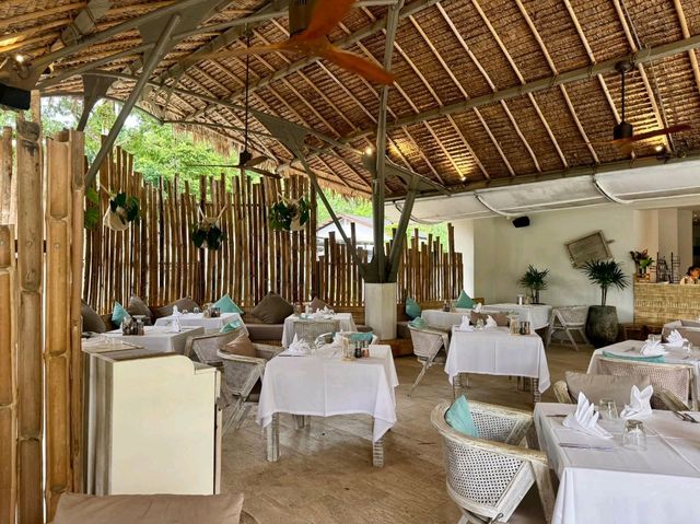 รีวิวที่พักบนเกาะยาวน้อยTreeHouse Villas