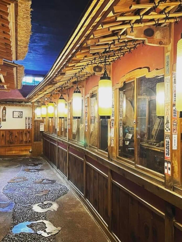 🏮 “Spirited Away” Vibes in Real Life – Would You Dare to Try? 🏮
