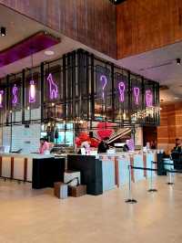 MOXY VIBRANT ATMOSPHERE IS SURE A BIG WINNER 💕