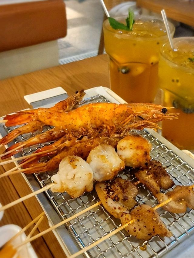 日式 x 台式串燒：室內人氣肉肉和水產美食推薦