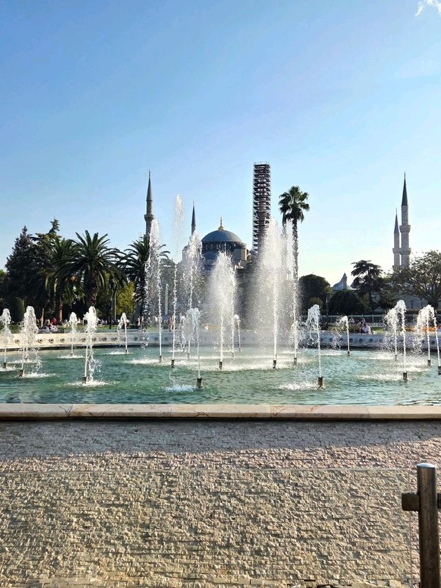 A Lovely Stop in the Heart of Istanbul - The Blue Mosque 🕌