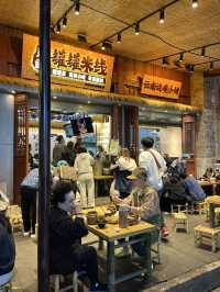 Kunming Night : Chill Lights & Cool Vibes