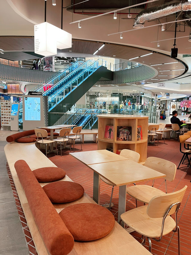 “V88 Café & Bar: Must-Visit Spot with Signature Flavors & Insta-Worthy Vibes” “V88 Café & Bar: Must-Visit Spot with Signature Flavors & Insta-Worthy Vibes”