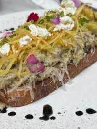 CAFÉ WITH GOOD BREAKFAST SANDWICHES AND COFFEE.