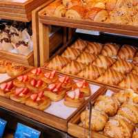 Staycation Goals: The Regent Hong Kong—Harbour Views & Quiet Luxe Vibes 🌊✨