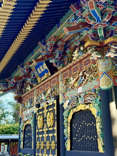 金と色彩が輝く瑞鳳殿 | Trip.com 仙台