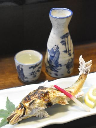 [Shimane Prefecture] Enjoy Tsuwano's famous sweetfish at "Fukuzushi," a popular restaurant frequented by locals.