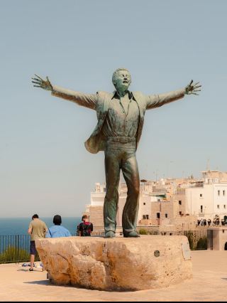 🇮🇹 Polignano a Mare, Italy: A Coastal Gem in Puglia