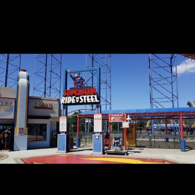 Six Flags Connecticut 