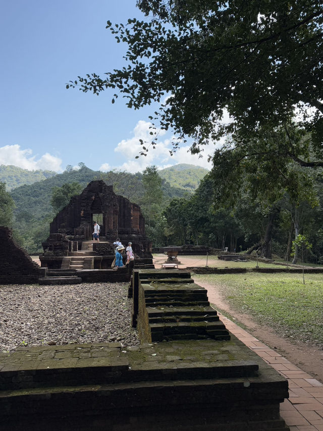 Ancient Wonders with a Toddler – A Great Family Trip!