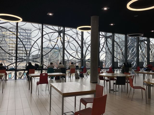 🇬🇧 Library of Birmingham 