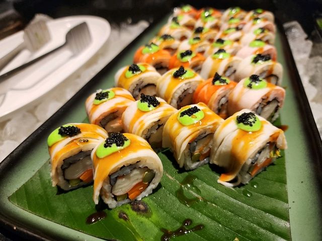 뭄바이에서 회를 맘껏 먹을 수 있는 "Global Fusion in Bandra" 로망입니다.