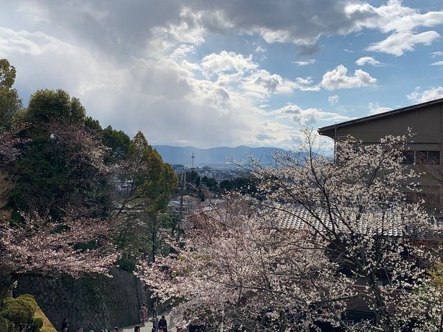 Timeless Elegance of Kyoto's Gion District