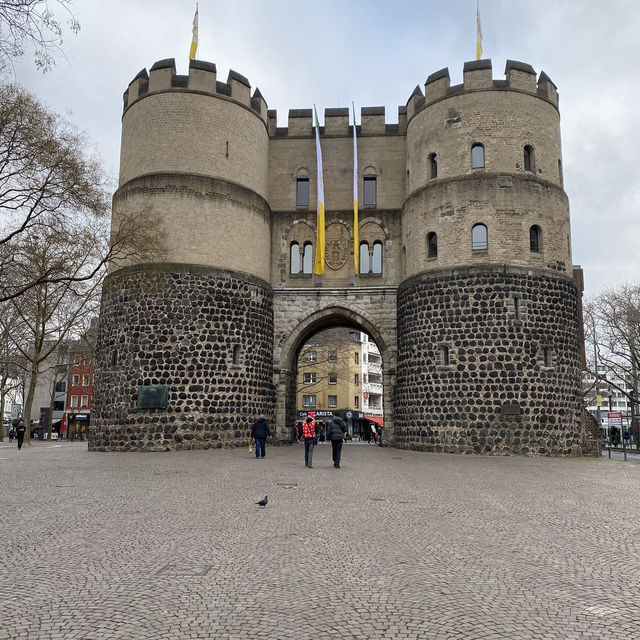 Cologne: A City of History, Culture, and Vibrant Energy