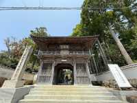 Flower temple associated with Tosa Diary