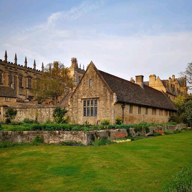 Wandering Through Oxford: A City of Spires and Stories