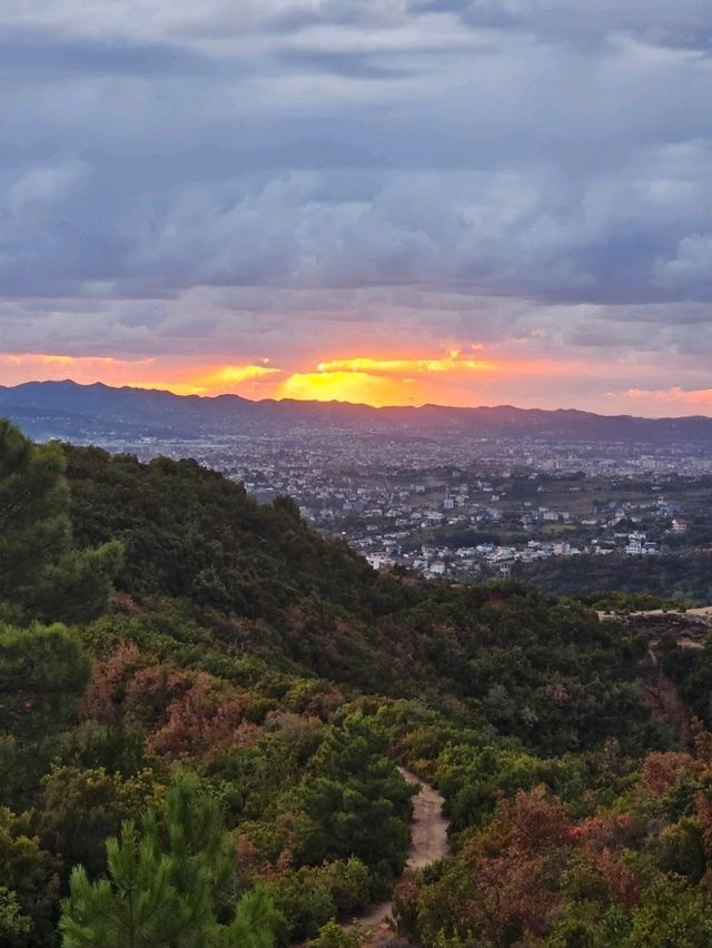 🛅 1-Day Tirana Itinerary: Make the Most of Your Time