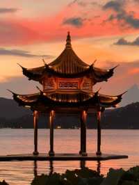 Hangzhou: Heaven on Earth by West Lake