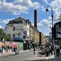London🇬🇧Shoreditch & Its Canvas of Graffiti: London's Urban Art Gallery! 🏙️✨
