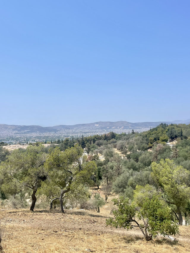 A Budget Stopover in Athens