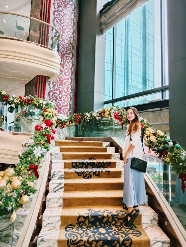 A Christmas miracle at The Reverie Saigon 🎄✨ A Christmas miracle at The Reverie Saigon 🎄✨