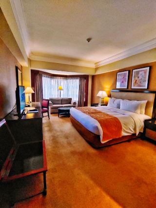 💎 Timeless Elegance, Conscious Living: Discover Diamond Hotel Manila