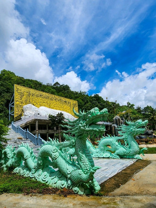 Su Muon Pagoda Phu Quoc: Dragons, Reclining Buddha and Quiet Temple Stop