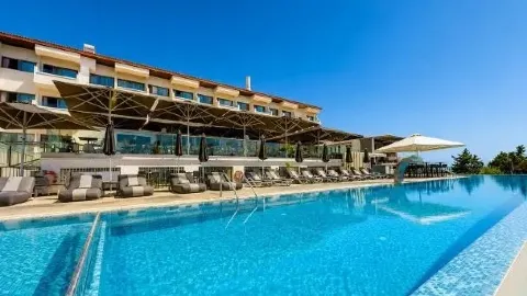 Droushia — The Cypriot Village Where the Wind Blows Through the Hills and the Sea Glitters Below — traveler post in Polis
