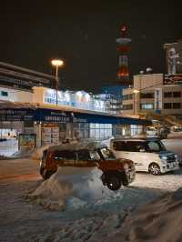 古早味的小樽火車站，這一天雪下得好大
