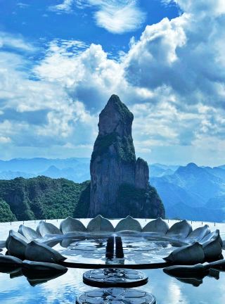 If you can only go to one place in June, it must be Taizhou