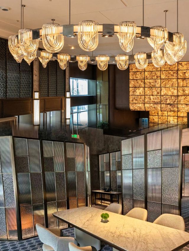 洛陽國際大酒店——臨河而棲，私享花園美景！