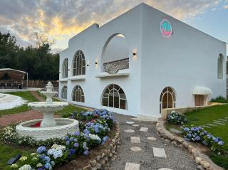 Hot Spring Villa