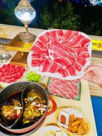 吹著城牆邊鼓樓旁的風終於實現了涮肉自由！！。