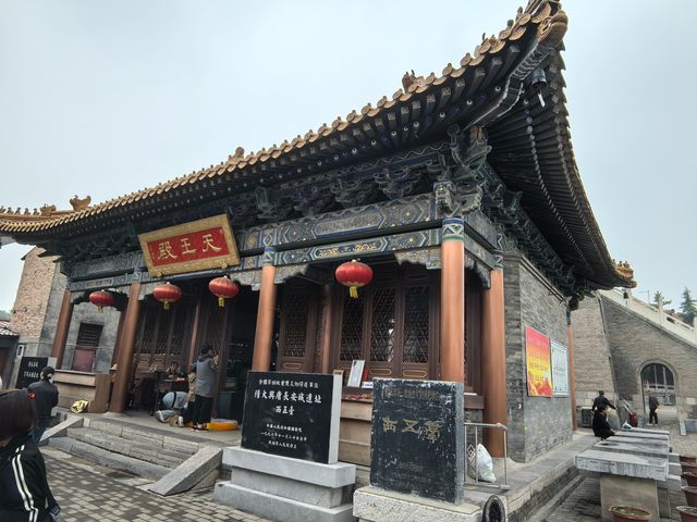 西五台雲居寺。