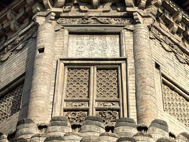 柏林寺塔。