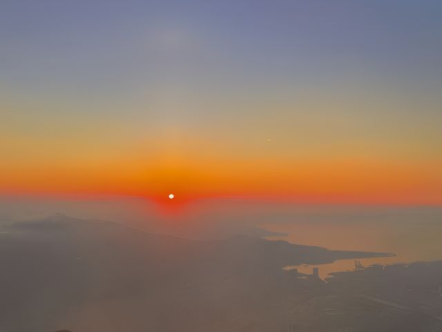 深圳第一高峰梧桐山果然值得攀登。