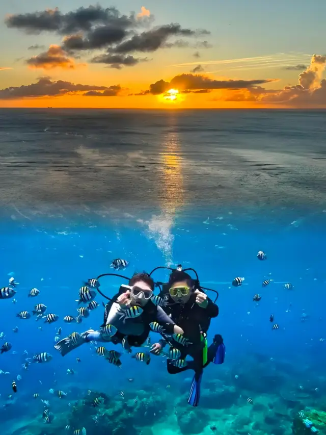 In Guam, don't miss Tumon Bay, where you can enjoy an amazing diving experience. 