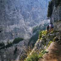 Sorapis Lake: A Journey to the Heart of the Rockies